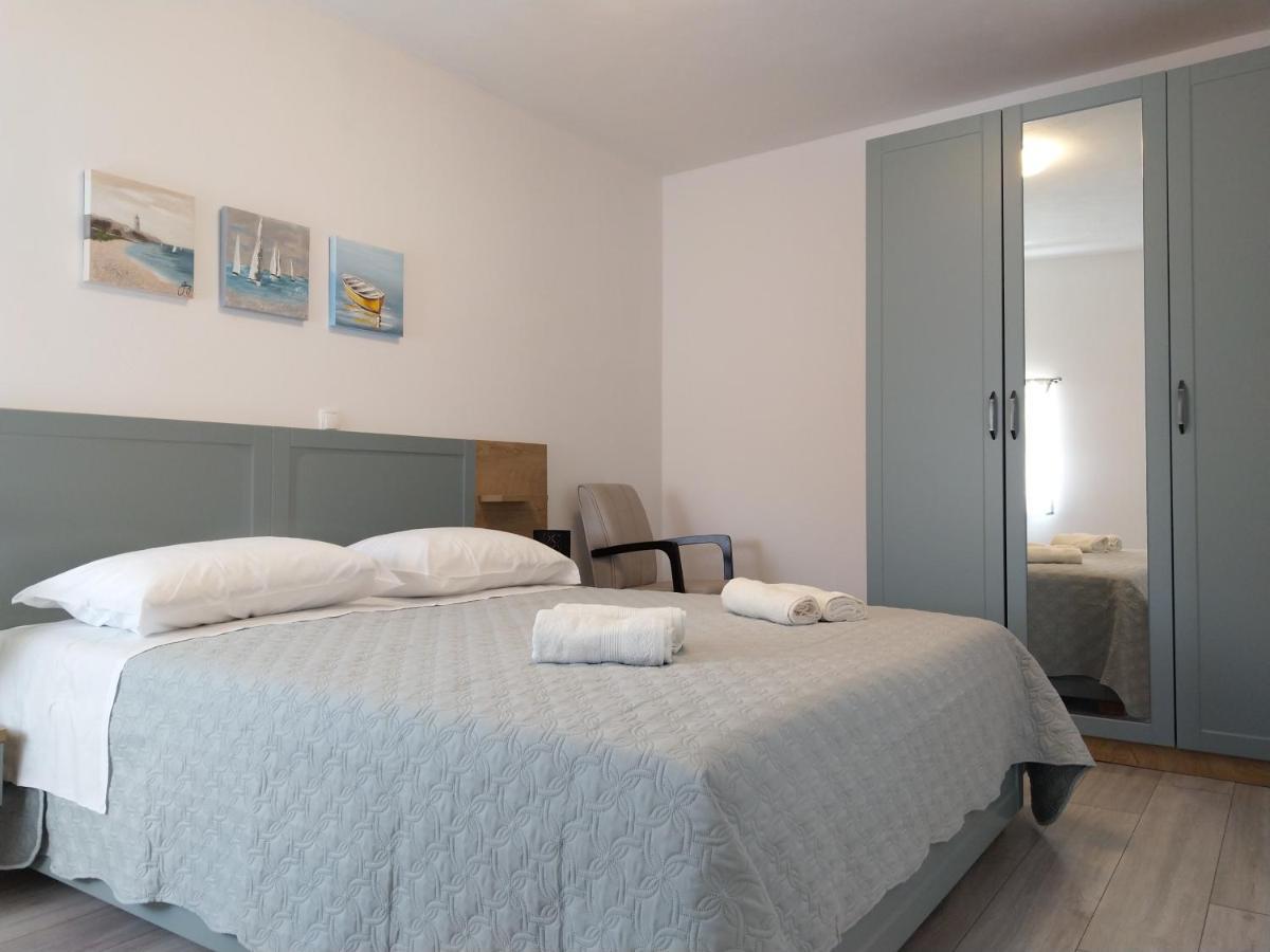 Apartman Catarina Vrsar Buitenkant foto